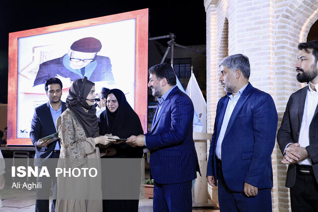 ضرورت برگزاری رویدادهای ادبی «مهدی آذر یزدی» در سطح ملی و بینالمللی