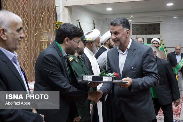 پیرغلام امام حسین(ع) مهریز تجلیل شدند