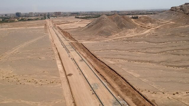 ساخت و ساز دانشگاه یزد در اراضی موسوم به جاده گازی