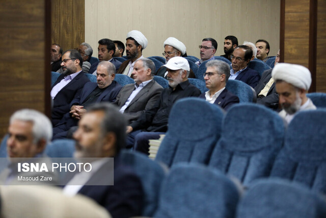 جلسه هفتگی تفسیر قرآن مدیران استان به میزبانی جهاددانشگاهی یزد