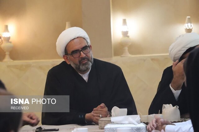 خبرنگاران مطالبه به حق داشته باشند