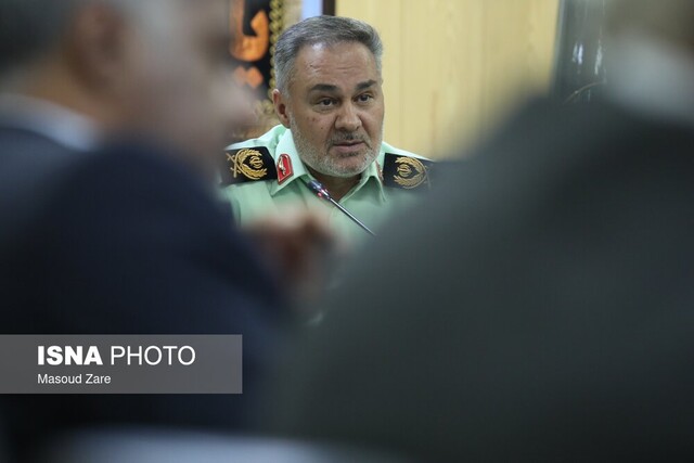 پلیس و رسانه دو بال برقراری امنیت در جامعه هستند/جرائم خشن در یزد نداریم