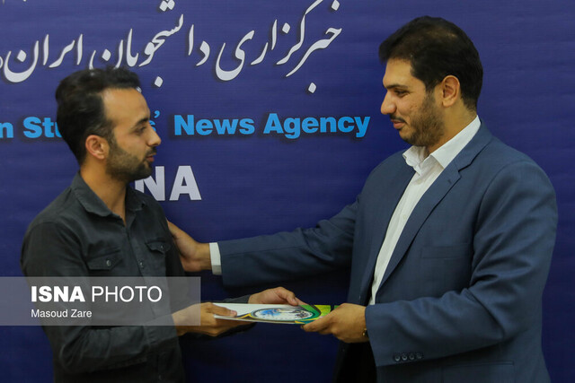 رسانهها را تهدید نمیبینیم/رسانههای ورزشی در یزد حقیر دیده شدهاند