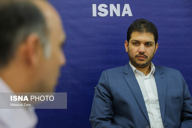 رسانهها را تهدید نمیبینیم/رسانههای ورزشی در یزد حقیر دیده شدهاند