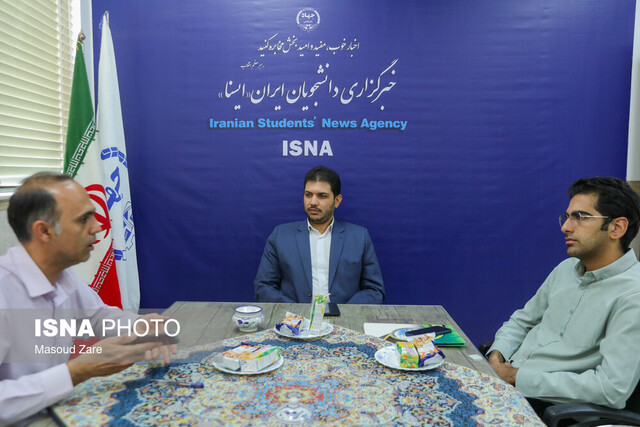 رسانهها را تهدید نمیبینیم/رسانههای ورزشی در یزد حقیر دیده شدهاند