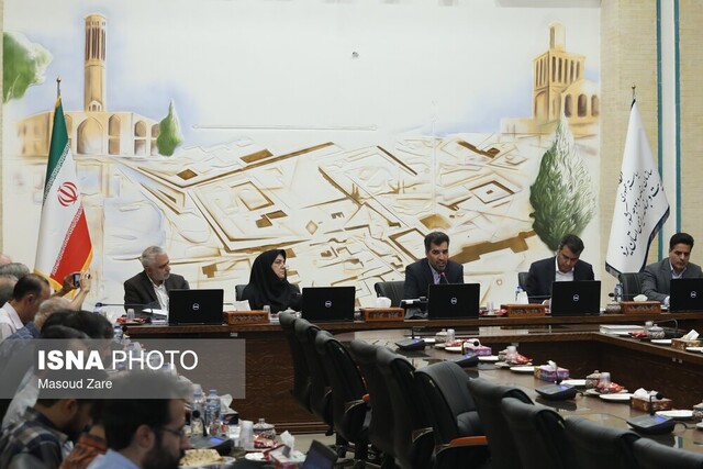 مشکلات کنونی حاصل بیتوجهی به بهرهوری است