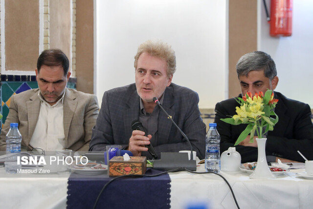 انتقال ۳۰ میلیون مترمکعب آب دریا به یزد تا پایان امسال