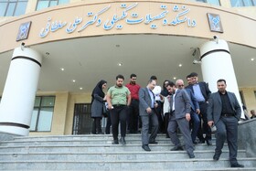 بازدید سپهر خلجی رئیس شورای اطلاع رسانی دولت از دانشگاه آزاد واحد یزد