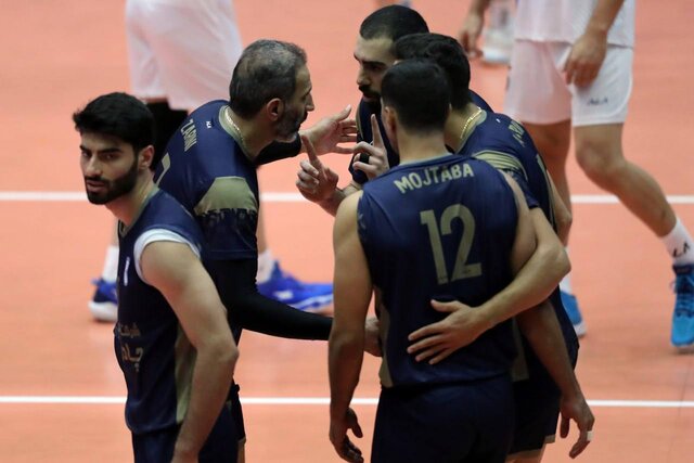 عکس آرشیوی است مسیر صعود چادرملو؛ عبور از طبیعت است