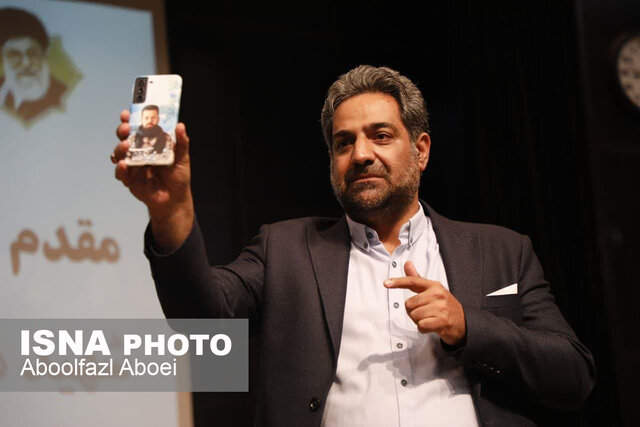 برگزاری همایش قابهای جاودانه به یاد ۵۶ شهید دانشآموز مهریز