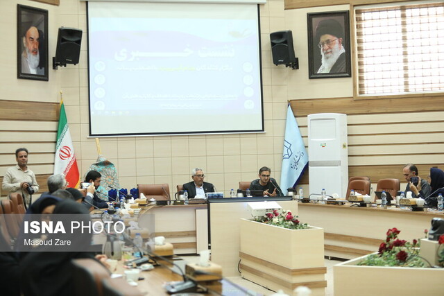 رقابت رباتهای زیردریایی بدون سرنشین در دانشگاه یزد