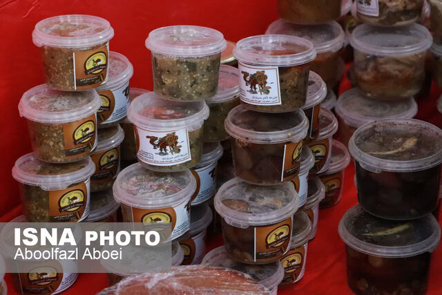 آغاز بکار چهارمین جشنواره قرمه، غذاها و نان سنتی مهریز