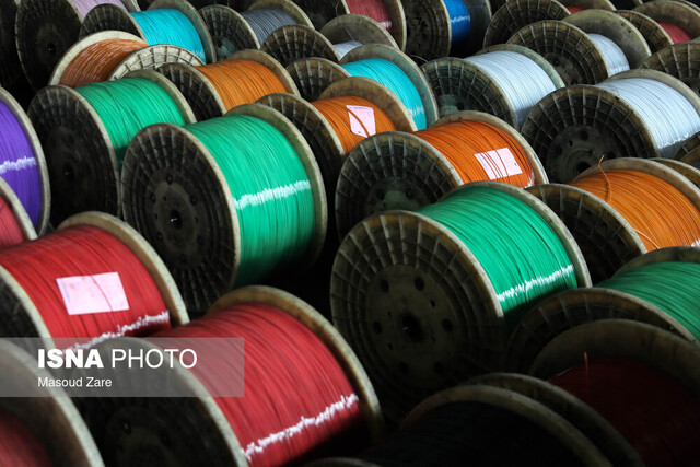 رشد ۶۰۰ درصدی تولید کابلهای نوری/تولید ۲۰۰ مگاوات پنل خورشیدی در سال آینده