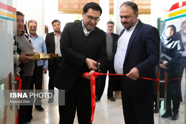 آغاز به کار نمایشگاه دستاوردهای دانشجویی دانشگاه علم و هنر یزد