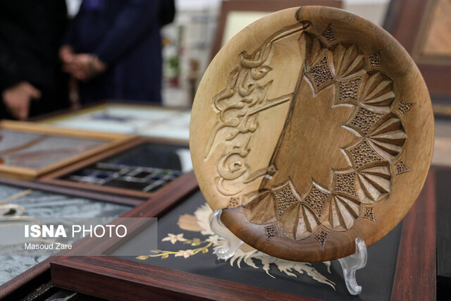 آغاز به کار نمایشگاه دستاوردهای دانشجویی دانشگاه علم و هنر یزد