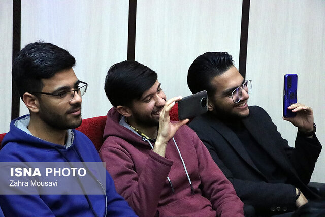 تجلیل دانشجویان برتر در دورهمی یلدایی دانشگاه یزد