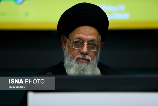 آیت الله مدرسی مولف کتاب: سیادت یک شرافت معنوی است/یزد دومین استان سیدخیز کشور است