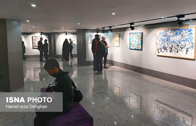 نمایش آثار ۲۱ هنرمند یزدی در نمایشگاه «تجسم هنر»