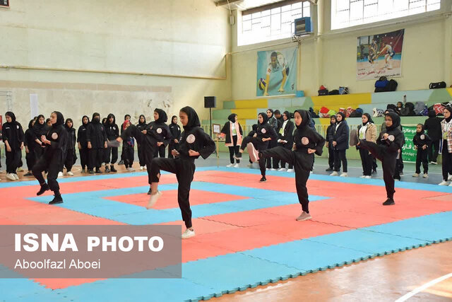 برگزاری مسابقههای کانگ فو ماتوآ زنان در مهریز یزد