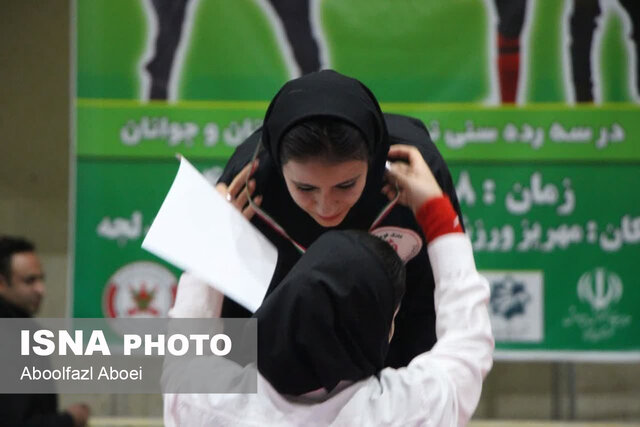 برگزاری مسابقههای کانگ فو ماتوآ زنان در مهریز یزد