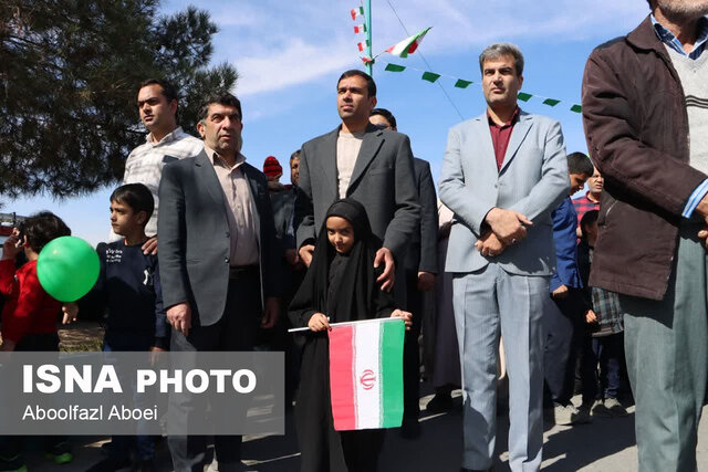 خروش وحدت در راهپیمایی ۲۲ بهمن مهریز