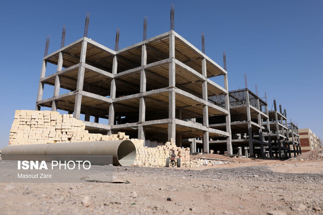 اهتمام جدی مسئولان یزد در اجرای طرحهای نهضت ملی مسکن/۵۴ هزار یزدی خانهدار میشوند