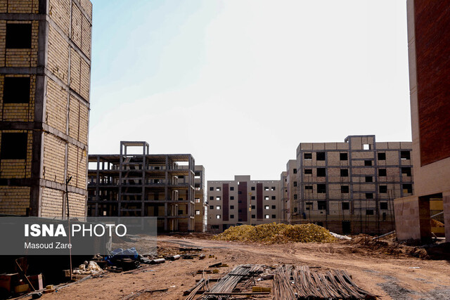 اهتمام جدی مسئولان یزد در اجرای طرحهای نهضت ملی مسکن/۵۴ هزار یزدی خانهدار میشوند اهتمام جدی مسئولان یزد در اجرای طرحهای نهضت ملی مسکن/۵۴ هزار یزدی خانهدار میشوند