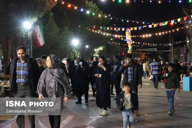 پیاده راه ولی عصر(عج) در یزد به مناسبت نیمه شعبان