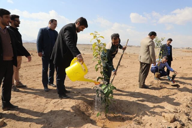 آغاز عملیات اجرایی بوستان ۵۷ هکتاری زندگی در یزد