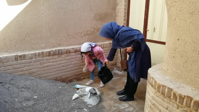 سیزدهمین آیین پاکسازی بافت تاریخی اردکان برگزار شد سیزدهمین آیین پاکسازی بافت تاریخی اردکان برگزار شد
