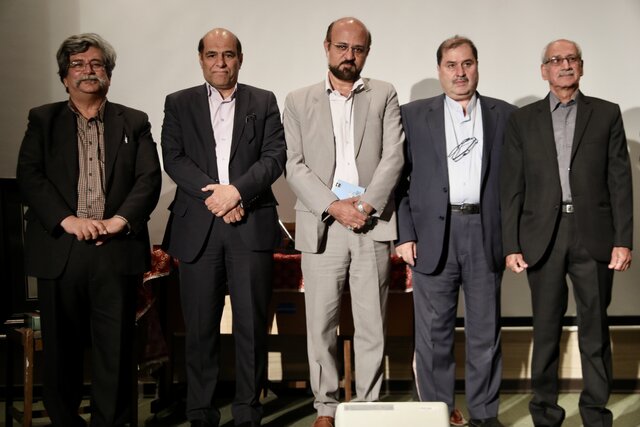 پاسداشت استاد «اسدالله شکرانه» در شب شکرانهی مرکز علمی فرهنگ و هنر یزد