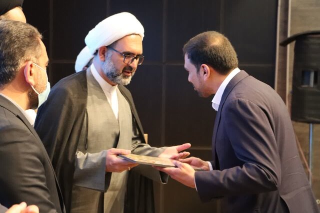 مصوبات کارگروه توسعه بر زمین مانده است/ مواظب باشیم کوتاهی در حق مردم مهریز نشود