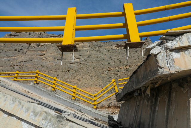 تخریب یک پل و ۳ کیلومتر از جادههای یزد در سیل اخیر