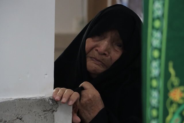 سایه پر مهر امام مهربانیها بر سر مردم باغشهر تاریخی یزد