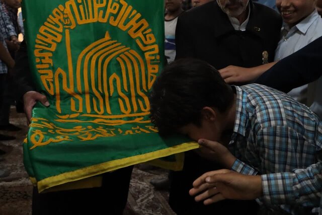 سایه پر مهر امام مهربانیها بر سر مردم باغشهر تاریخی یزد