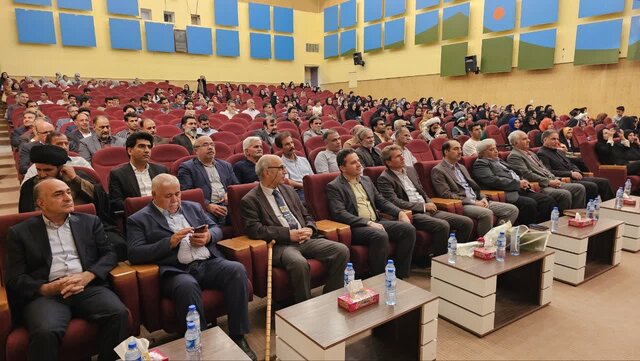 فرودسی؛ همچنان پاسدار زبان فارسی پس از هزار سال