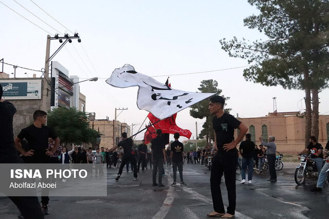 حرکت کاروان نمادین حضرت سیدالشهدا در دارالولایه مهریز