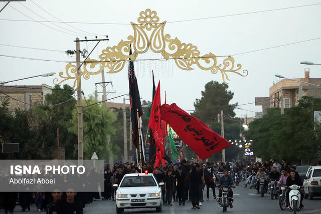 حرکت کاروان نمادین حضرت سیدالشهدا در دارالولایه مهریز