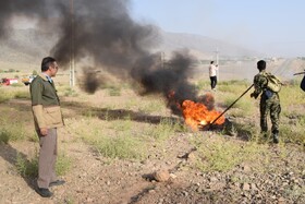 مانور اطفاء حریق در بهاباد یزد برگزار شد