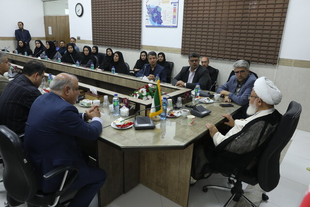 جهاددانشگاهی تفکر و تعقل را در دانشگاهها زنده کند