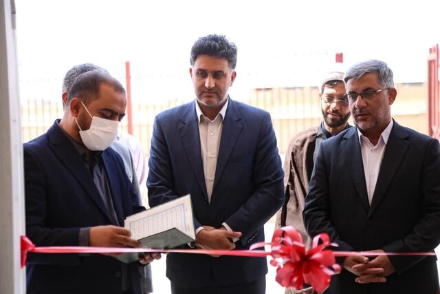 افتتاح طرحهای صنعتی، گردشگری و ورزشی در مهریز