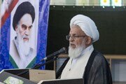 امام جمعه یزد: راهبرد ایران در برابر دشمن «استقامت» است نه «تسلیم»