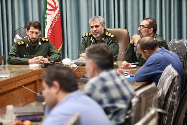 تبیین و نشر عمیق فرهنگ جهاد و شهادت را دنبال میکنیم