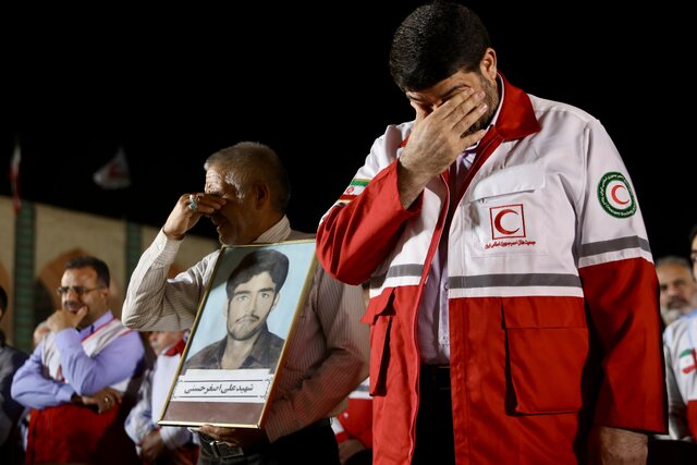 مسیر شهدای امدادگر را ادامه میدهیم/هلال احمر ایران آبروی صلیب سرخ جهانی را خرید