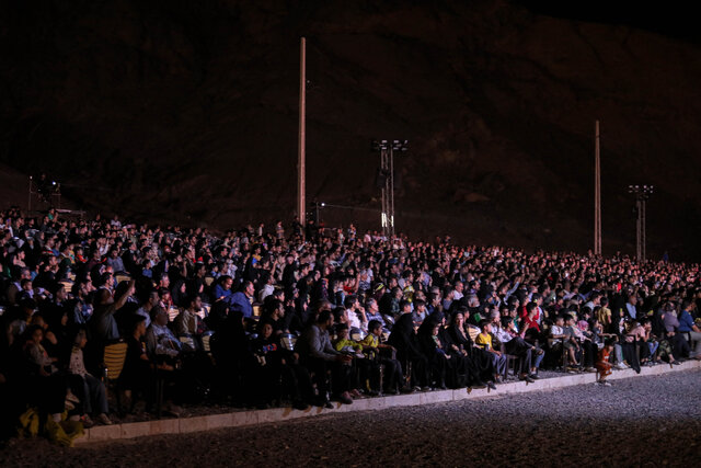 استقبال گسترده یزدیها از نمایش «رسم شیدایی ۴» در هفته دفاع مقدس