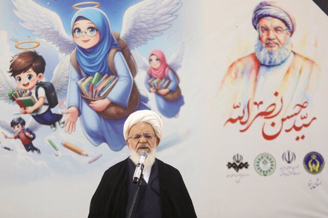 دانشآموزان در حوادث امروز جهان اندیشه کنند