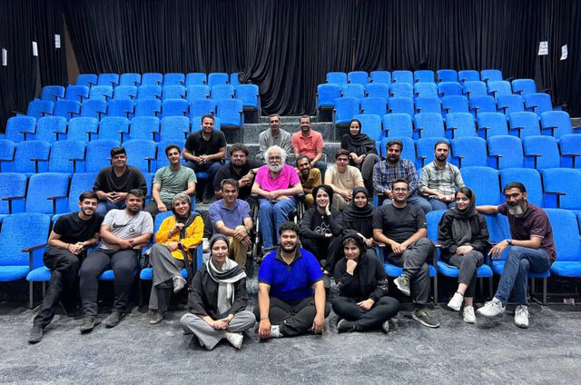 ۱۴ نمایش مونولوگ در اردکان به روی صحنه میرود