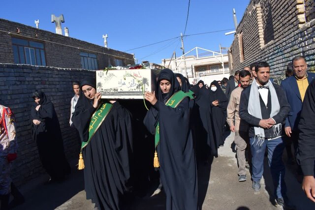 پیکر مطهر شهید گمنام تازه تفحص شده وارد بهاباد شد