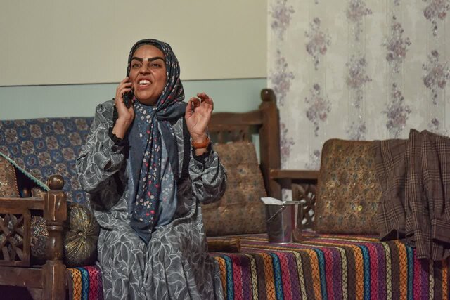 نمایش «باکیشم نی» روی صحنهی مهریز