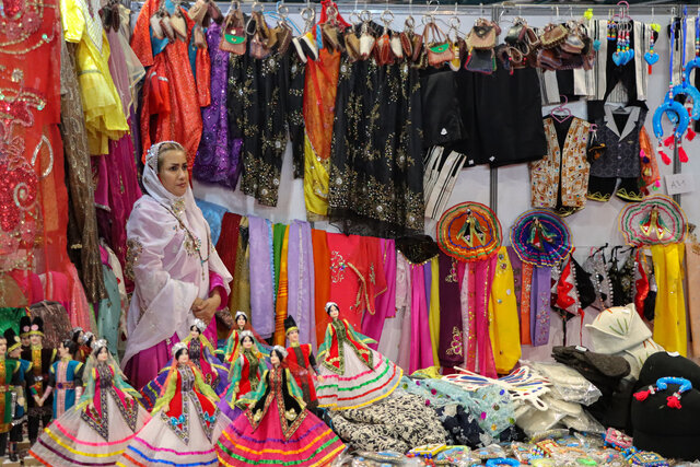 امسال هیچ غرفه‌ غیرمرتبطی در نمایشگاه صنایع‌ دستی یزد نیست
